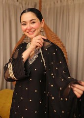 Wear By HANIA AMiR