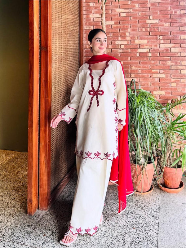 Zola Embroidered 3pc