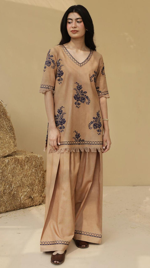 Itrat Embroidered Set