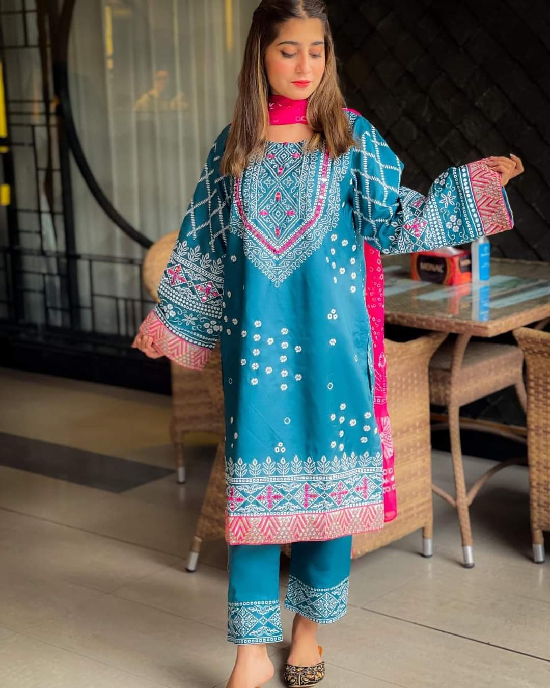 Chuniri Silk 3-piece Suite (Embroidered) Stitched